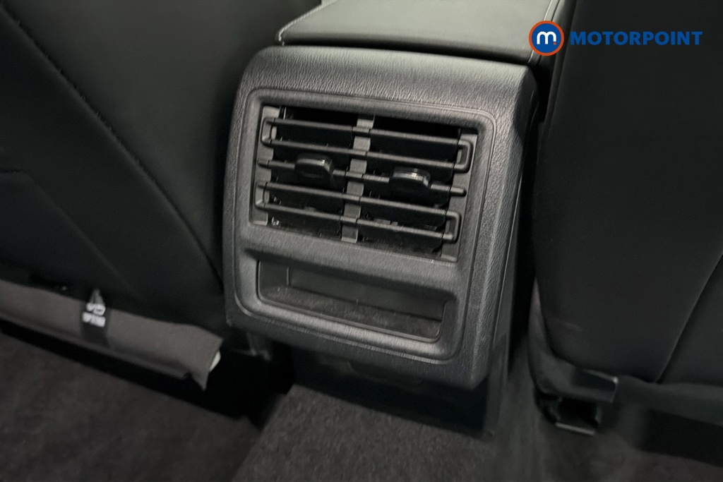 Volkswagen Golf R-Line Manual Petrol Hatchback - Stock Number (1689448) - 28th supplementary image