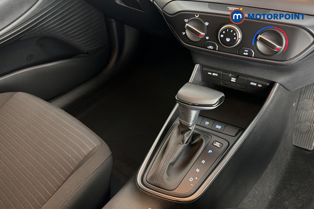 Hyundai I20 Se Connect Automatic Petrol Hatchback - Stock Number (1690012) - 15th supplementary image