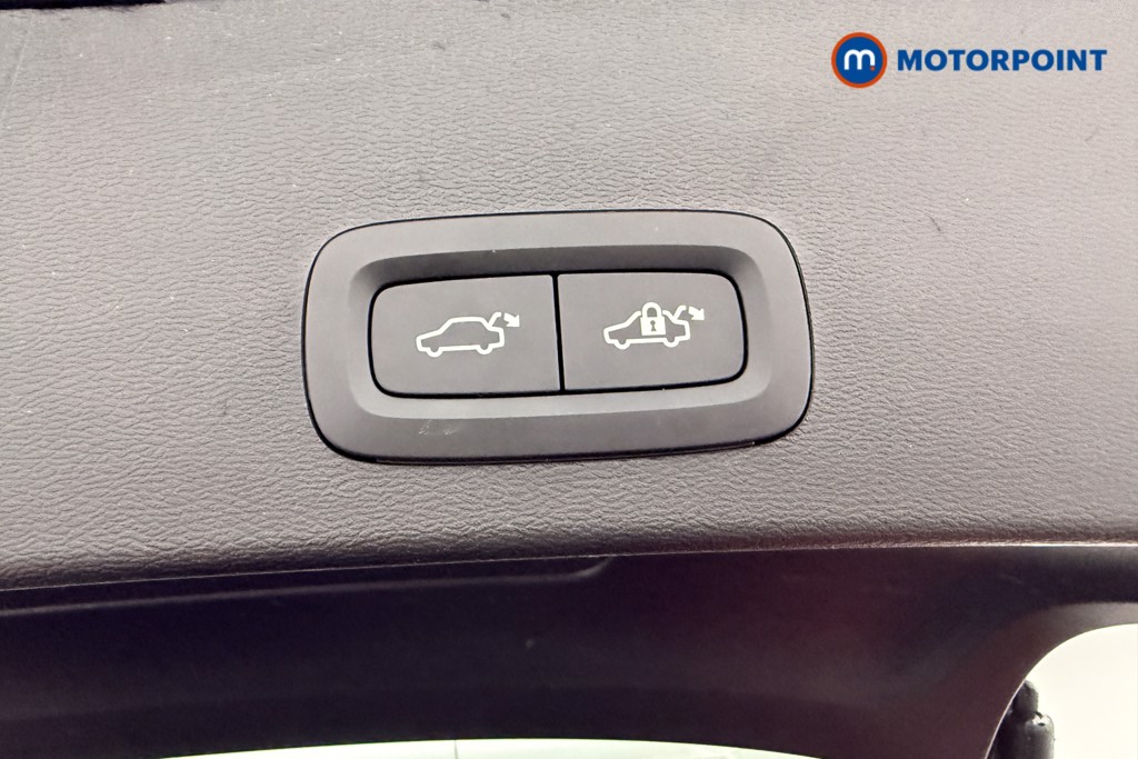 Volvo Xc40 Plus Automatic Petrol SUV - Stock Number (1690195) - 12th supplementary image