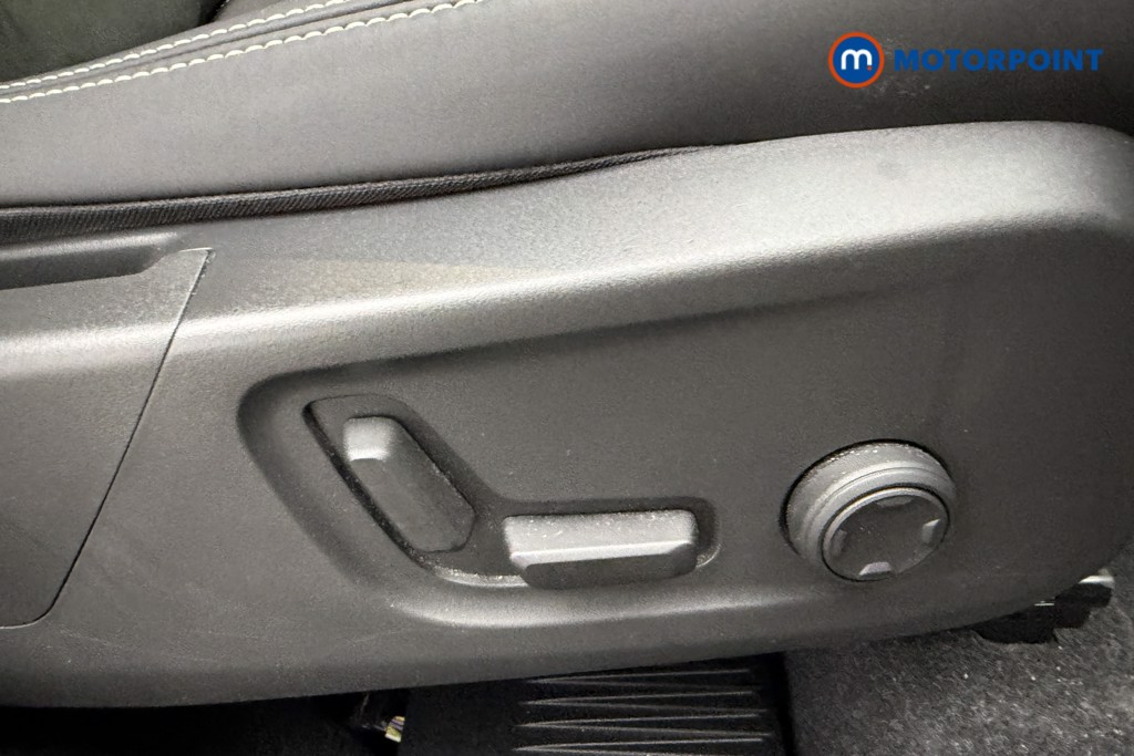 Volvo Xc40 Plus Automatic Petrol SUV - Stock Number (1690195) - 31st supplementary image