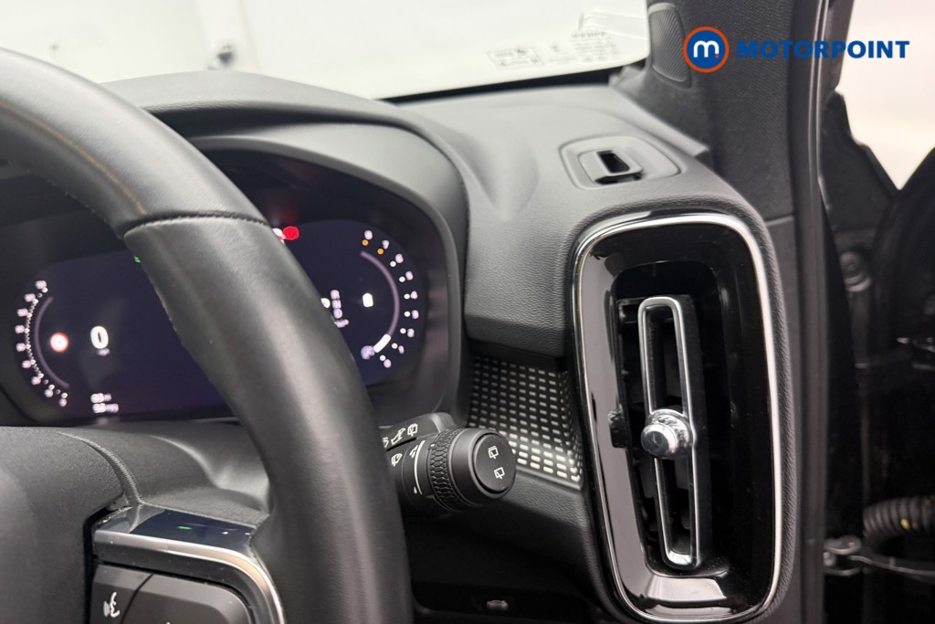 Volvo Xc40 Plus Automatic Petrol SUV - Stock Number (1690195) - 38th supplementary image
