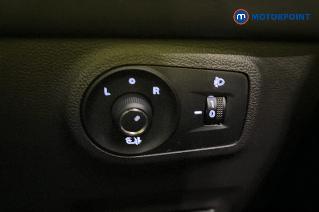 Mg Motor Uk ZS Exclusive Manual Petrol SUV - Stock Number (1690645) - 11th supplementary image