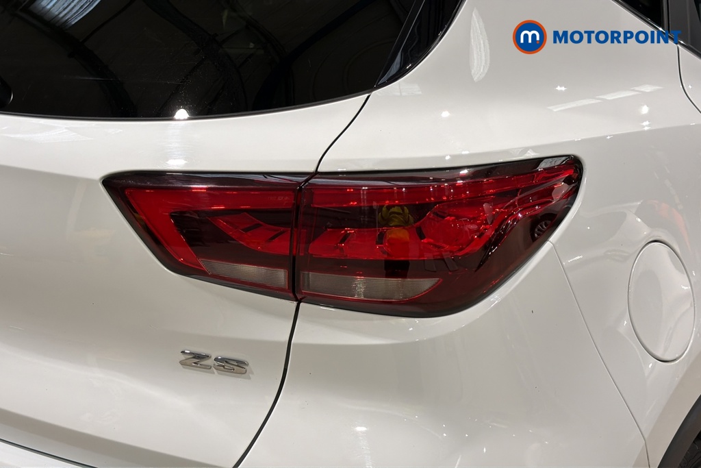 Mg Motor Uk ZS Exclusive Manual Petrol SUV - Stock Number (1690645) - 36th supplementary image