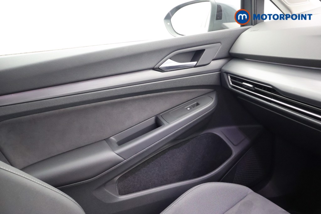 Volkswagen Golf Style Manual Petrol Estate - Stock Number (1691188) - 11th supplementary image