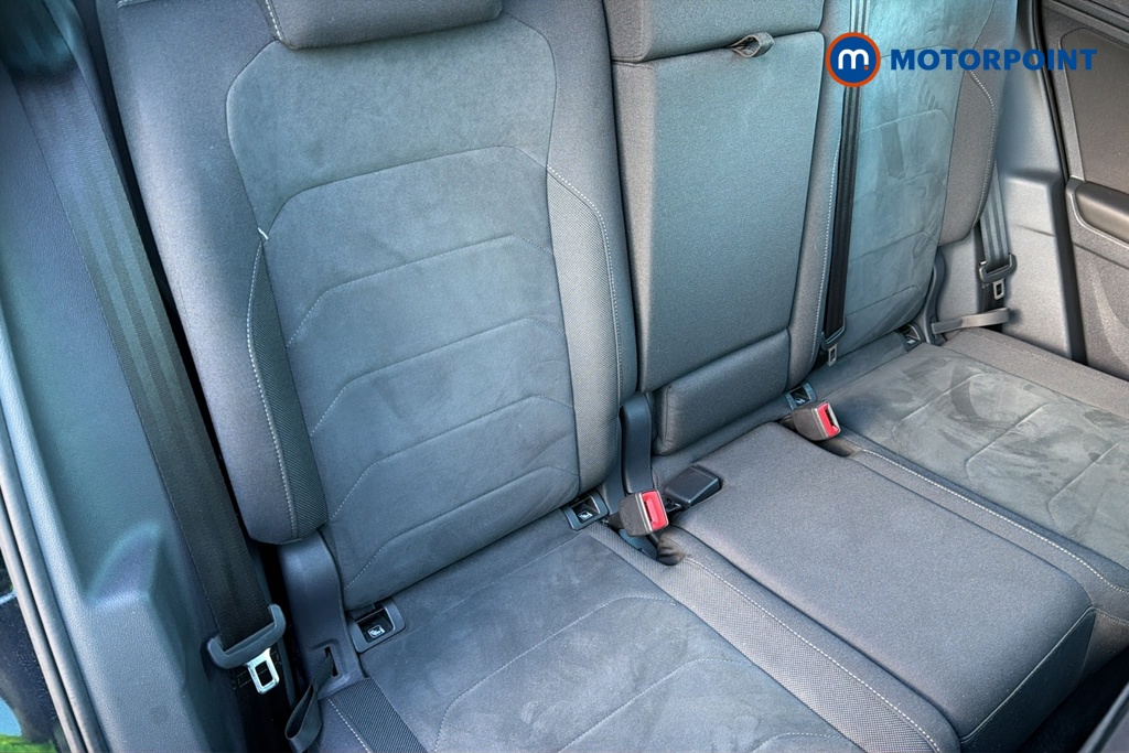 Volkswagen Tiguan Elegance Automatic Petrol Plug-In Hybrid SUV - Stock Number (1691211) - 25th supplementary image