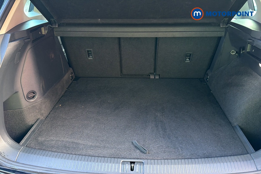 Volkswagen Tiguan Elegance Automatic Petrol Plug-In Hybrid SUV - Stock Number (1691211) - 30th supplementary image