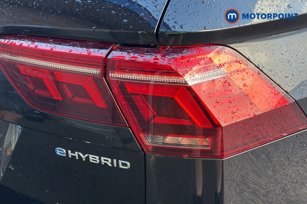 Volkswagen Tiguan Elegance Automatic Petrol Plug-In Hybrid SUV - Stock Number (1691211) - 36th supplementary image