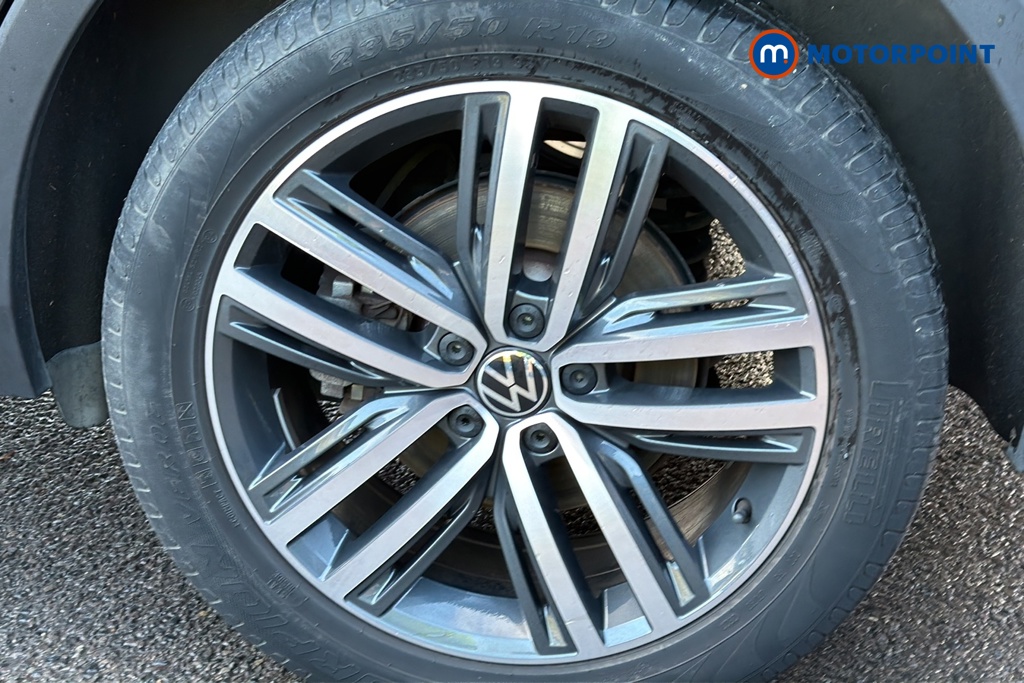 Volkswagen Tiguan Elegance Automatic Petrol Plug-In Hybrid SUV - Stock Number (1691211) - 45th supplementary image