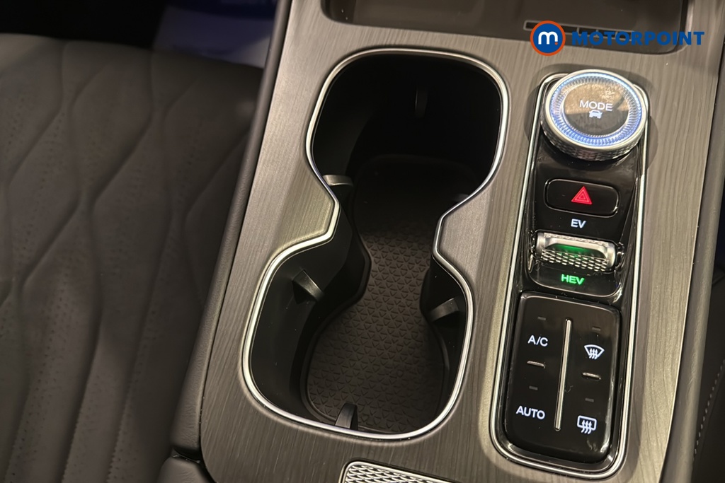 Chery Tiggo 8 Summit Automatic Petrol Plug-In Hybrid SUV - Stock Number (1691861) - 16th supplementary image