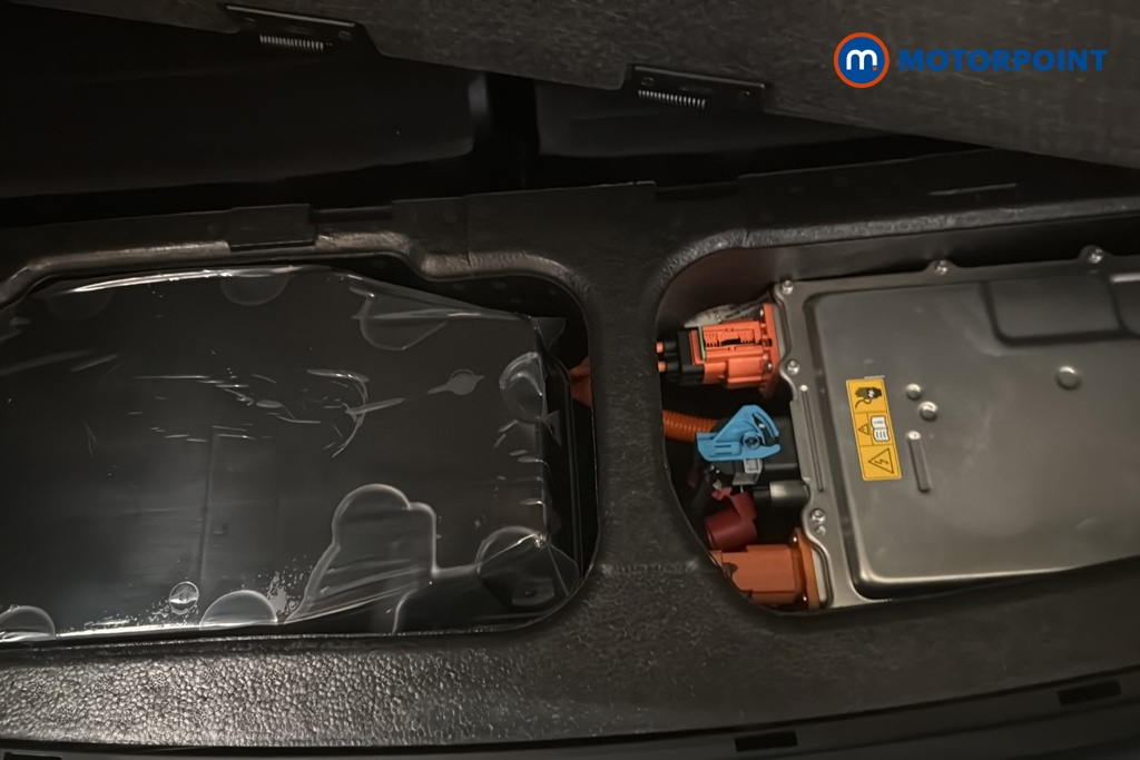 Chery Tiggo 8 Summit Automatic Petrol Plug-In Hybrid SUV - Stock Number (1691861) - 33rd supplementary image
