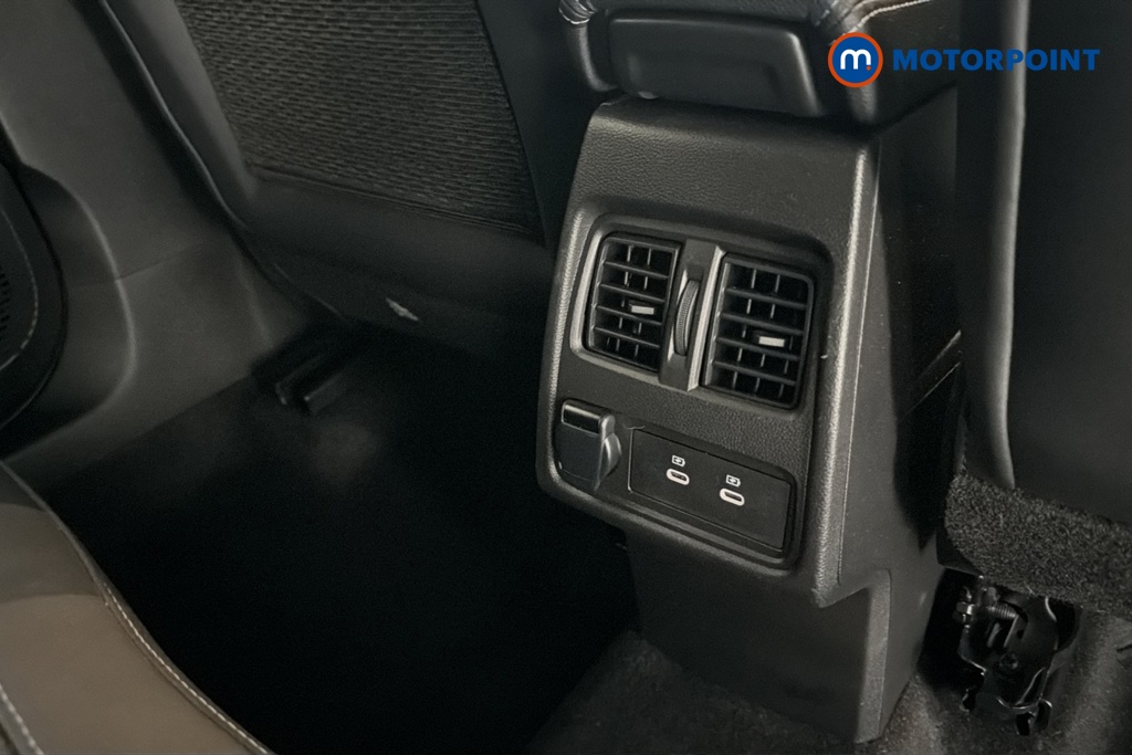 Renault Captur Esprit Alpine Automatic Petrol-Electric Hybrid SUV - Stock Number (1691930) - 28th supplementary image