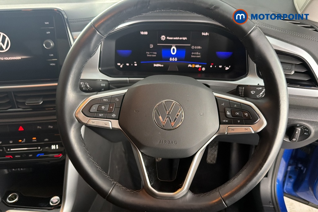 Volkswagen T-Roc Match Manual Petrol SUV - Stock Number (1692123) - 2nd supplementary image