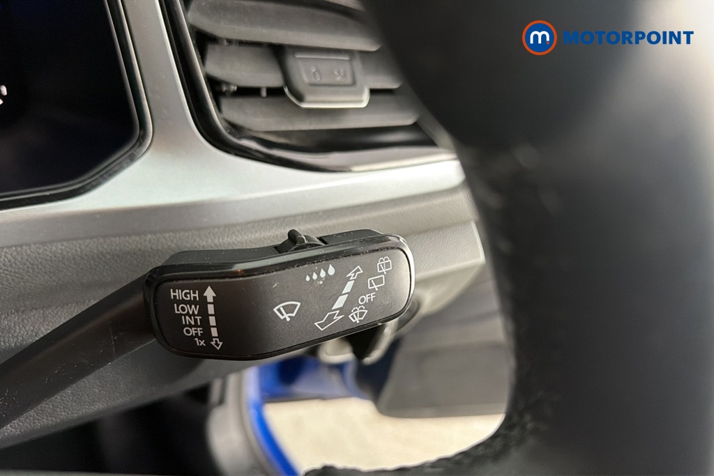 Volkswagen T-Roc Match Manual Petrol SUV - Stock Number (1692123) - 6th supplementary image