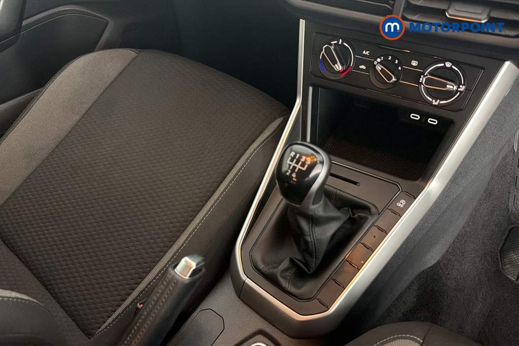 Volkswagen Polo Life Manual Petrol Hatchback - Stock Number (1692204) - 15th supplementary image