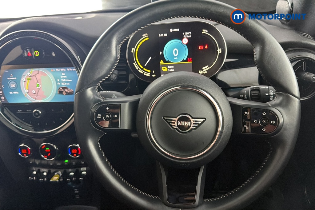Mini Hatchback Cooper S Level 3 Automatic Electric Hatchback - Stock Number (1692585) - 2nd supplementary image