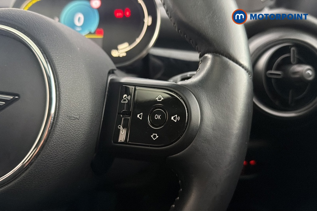 Mini Hatchback Cooper S Level 3 Automatic Electric Hatchback - Stock Number (1692585) - 3rd supplementary image