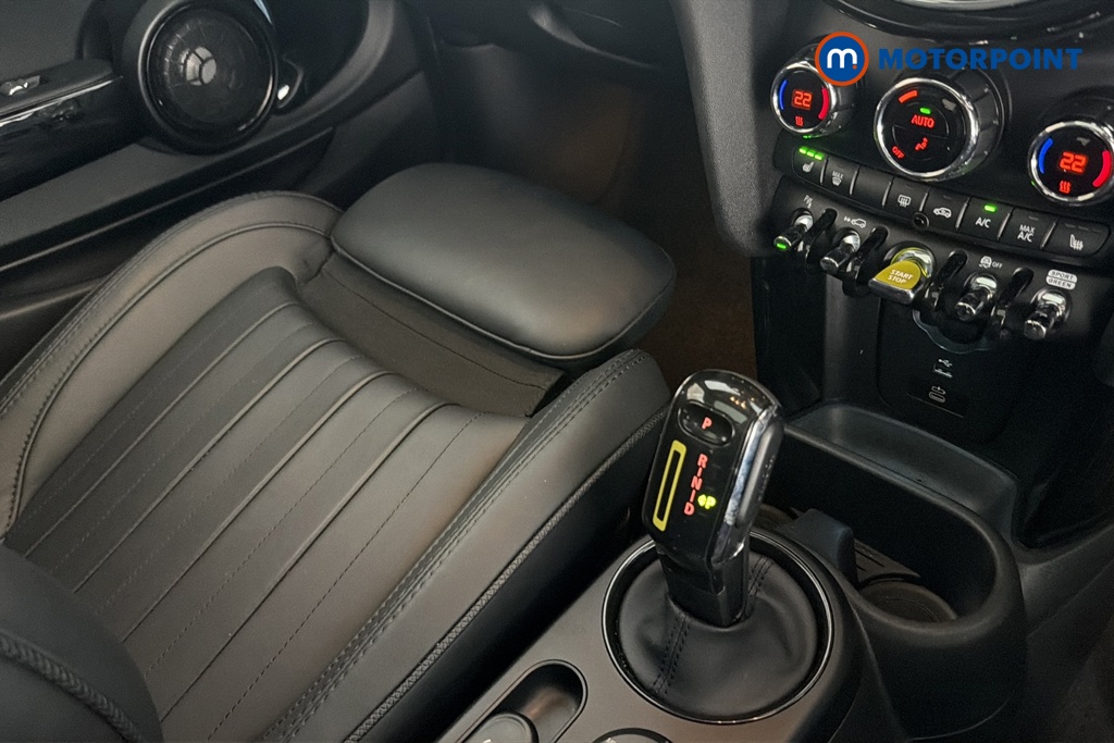 Mini Hatchback Cooper S Level 3 Automatic Electric Hatchback - Stock Number (1692585) - 15th supplementary image