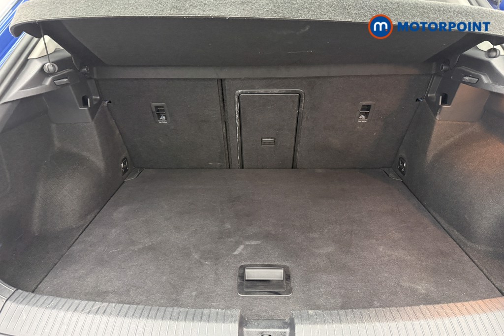 Volkswagen T-Roc Life Manual Petrol SUV - Stock Number (1692787) - 9th supplementary image
