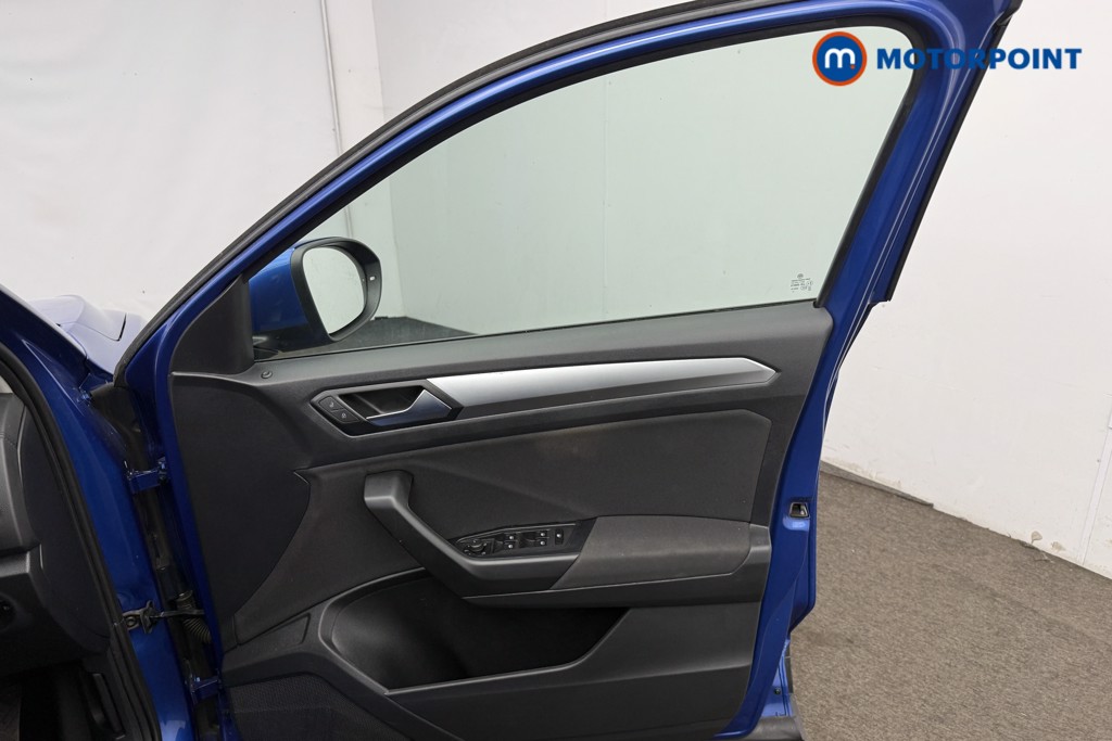 Volkswagen T-Roc Life Manual Petrol SUV - Stock Number (1692787) - 23rd supplementary image