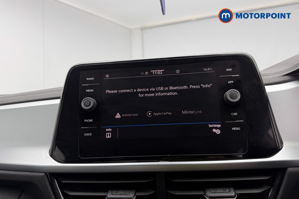 Volkswagen T-Roc Life Manual Petrol SUV - Stock Number (1692787) - 39th supplementary image