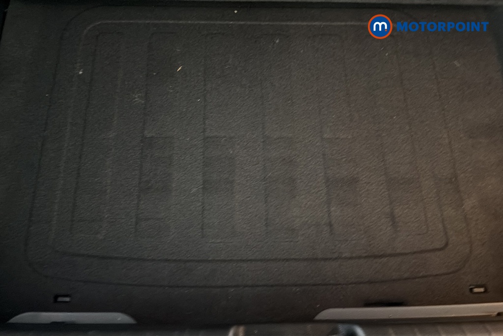 Hyundai I20 Tech Line Automatic Petrol Hatchback - Stock Number (1692857) - 33rd supplementary image