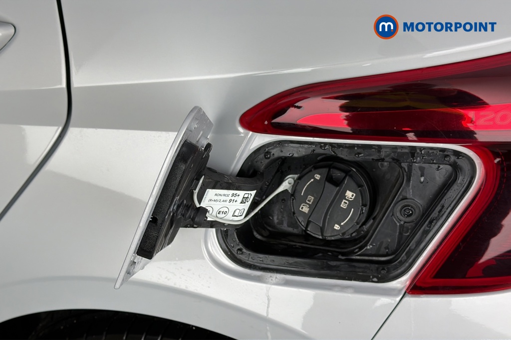 Hyundai I20 Tech Line Automatic Petrol Hatchback - Stock Number (1692857) - 41st supplementary image