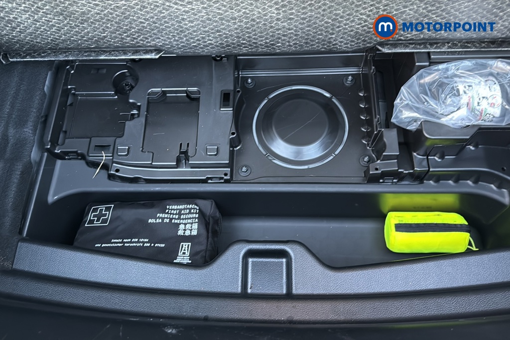 Mercedes-Benz CLA Amg Line Automatic Petrol Plug-In Hybrid Coupe - Stock Number (1692887) - 33rd supplementary image