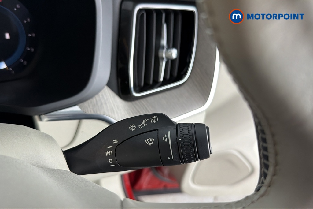 Volvo Xc60 Plus Automatic Petrol SUV - Stock Number (1693344) - 6th supplementary image