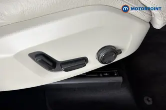 Volvo Xc60 Plus Automatic Petrol SUV - Stock Number (1693344) - 23rd supplementary image