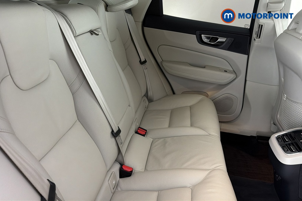 Volvo Xc60 Plus Automatic Petrol SUV - Stock Number (1693344) - 25th supplementary image