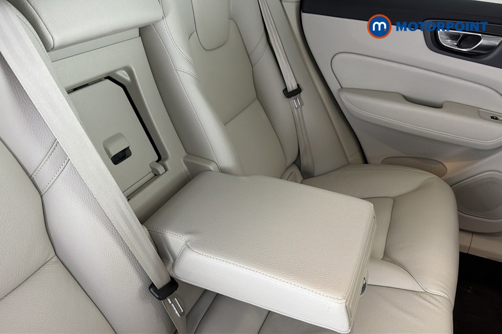 Volvo Xc60 Plus Automatic Petrol SUV - Stock Number (1693344) - 26th supplementary image