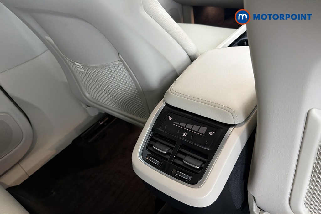 Volvo Xc60 Plus Automatic Petrol SUV - Stock Number (1693344) - 28th supplementary image