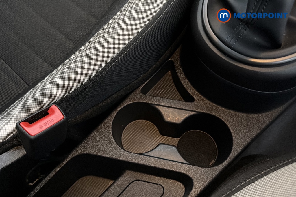 Hyundai I10 Advance Automatic Petrol Hatchback - Stock Number (1693351) - 16th supplementary image