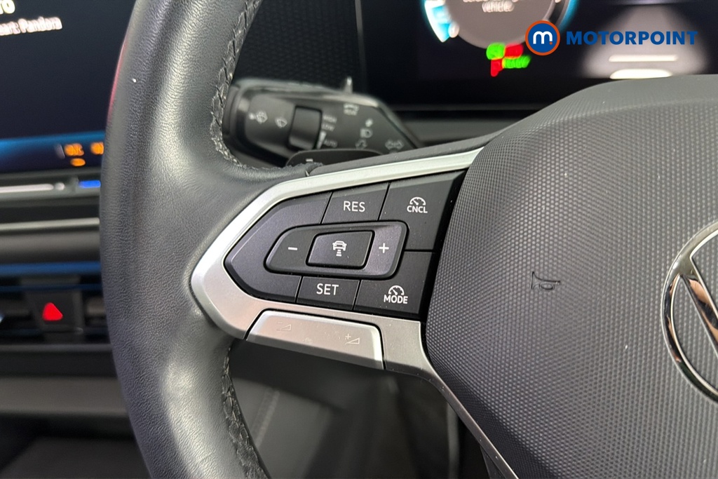 Volkswagen Tiguan Life Automatic Petrol SUV - Stock Number (1694236) - 4th supplementary image