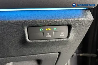 Volkswagen Tiguan Life Automatic Petrol SUV - Stock Number (1694236) - 11th supplementary image