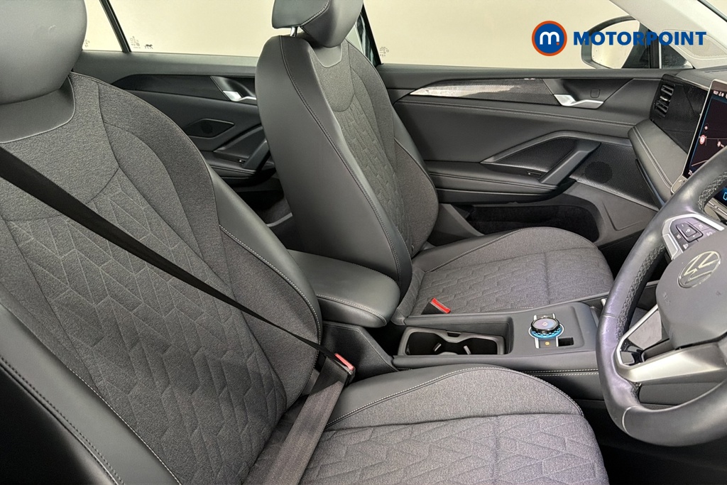 Volkswagen Tiguan Life Automatic Petrol SUV - Stock Number (1694236) - 22nd supplementary image