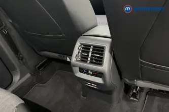 Volkswagen Tiguan Life Automatic Petrol SUV - Stock Number (1694236) - 28th supplementary image