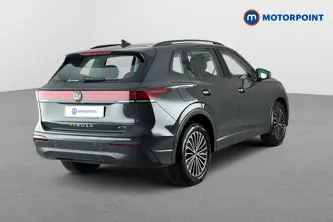 Volkswagen Tiguan Life Automatic Petrol SUV - Stock Number (1694236) - Passenger side rear corner