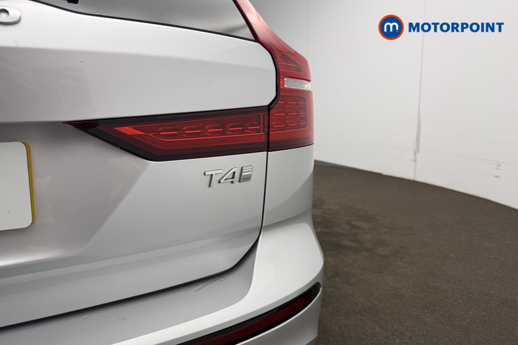 Volvo V60 Inscription Plus Automatic Petrol Estate - Stock Number (1674333) - 43rd supplementary image
