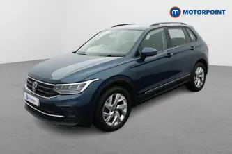 Volkswagen Tiguan Life Manual Petrol SUV - Stock Number (1681444) - Passenger side front corner