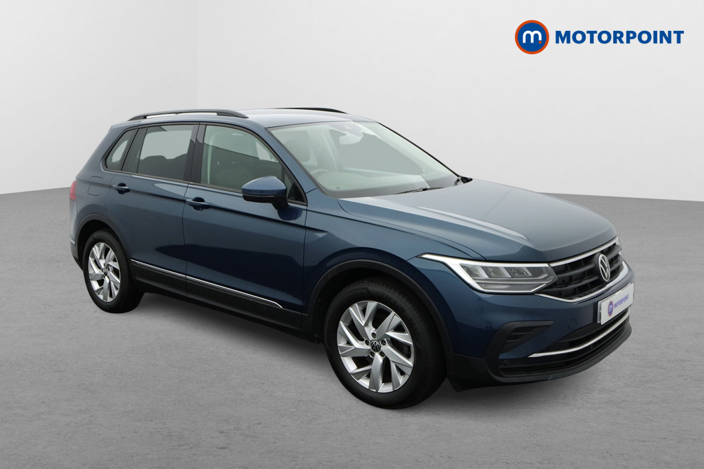 Volkswagen Tiguan Life Manual Petrol SUV - Stock Number (1681444) - Drivers side front corner
