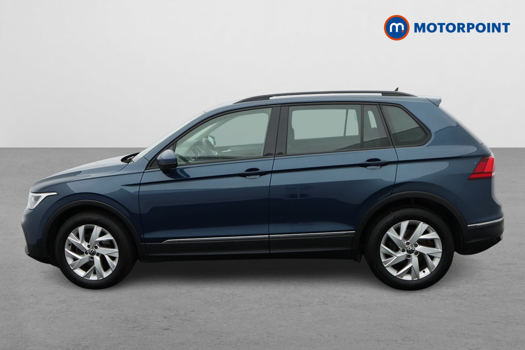 Volkswagen Tiguan Life Manual Petrol SUV - Stock Number (1681444) - Passenger side