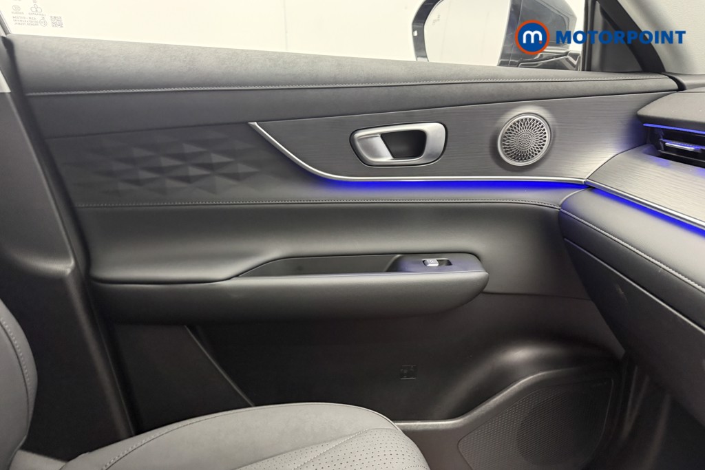 Chery Tiggo 8 Summit Automatic Petrol Plug-In Hybrid SUV - Stock Number (1682752) - 11th supplementary image