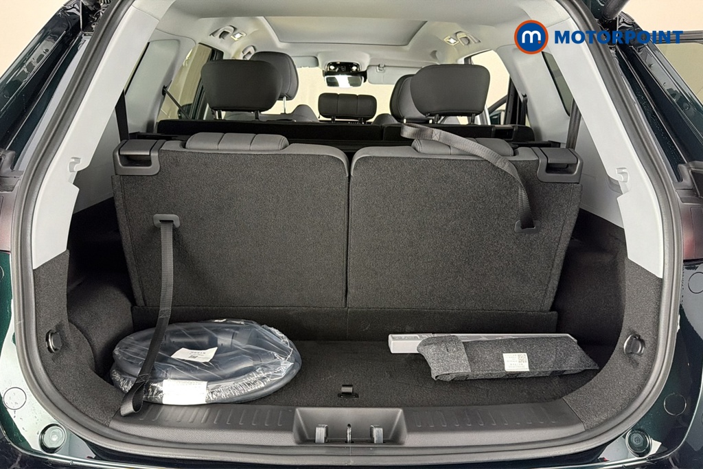 Chery Tiggo 8 Summit Automatic Petrol Plug-In Hybrid SUV - Stock Number (1682756) - 32nd supplementary image