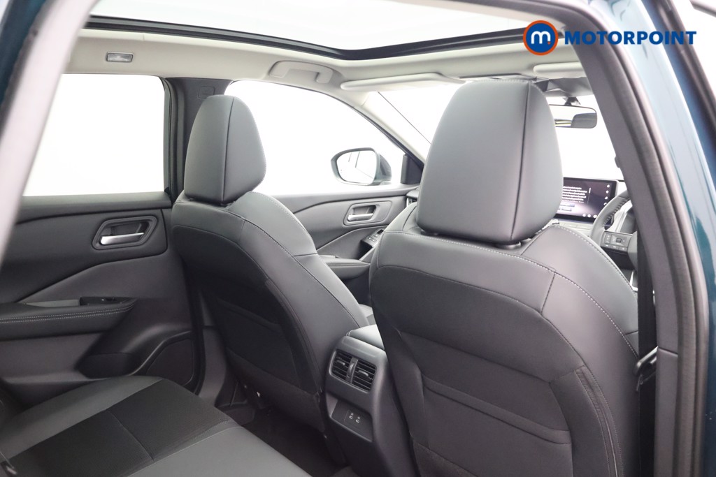 Nissan Qashqai N-Connecta Manual Petrol SUV - Stock Number (1683528) - 21st supplementary image