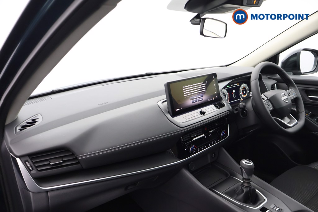 Nissan Qashqai N-Connecta Manual Petrol SUV - Stock Number (1683528) - 23rd supplementary image