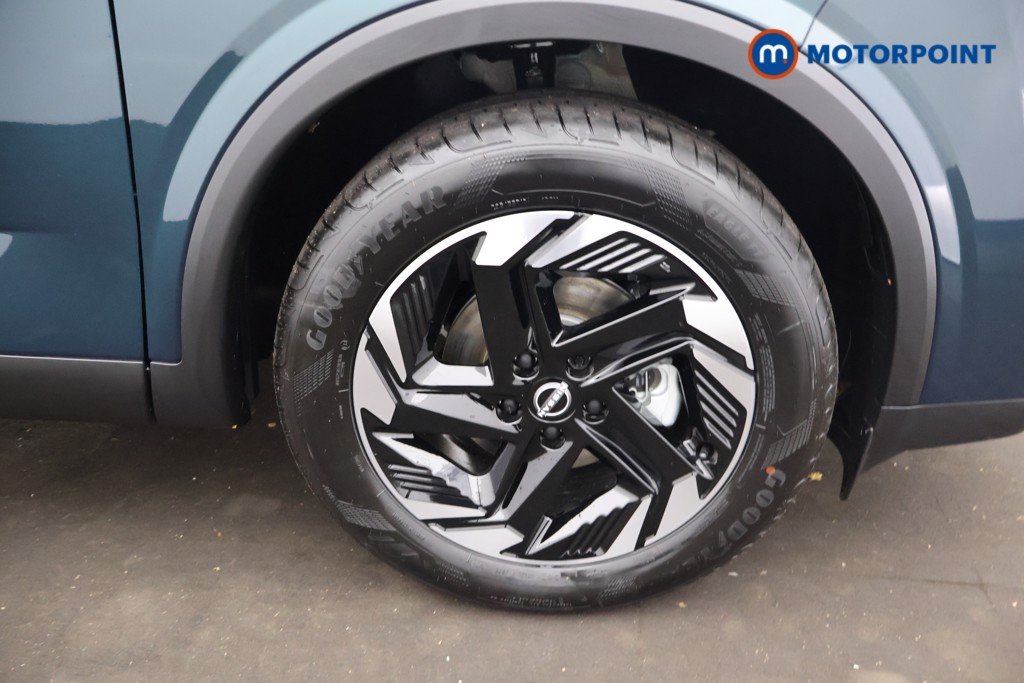 Nissan Qashqai N-Connecta Manual Petrol SUV - Stock Number (1683528) - 29th supplementary image