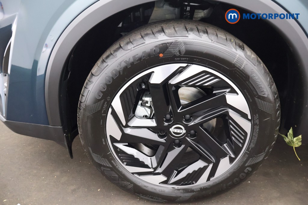 Nissan Qashqai N-Connecta Manual Petrol SUV - Stock Number (1683528) - 34th supplementary image