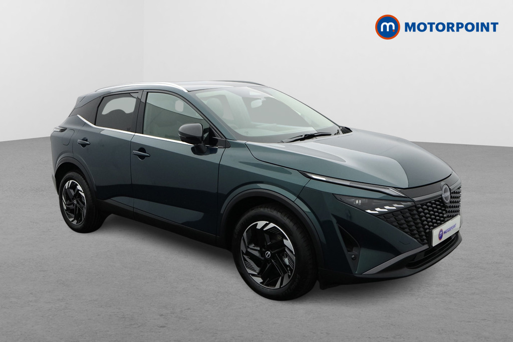 Nissan Qashqai N-Connecta Manual Petrol SUV - Stock Number (1683528) - Drivers side front corner