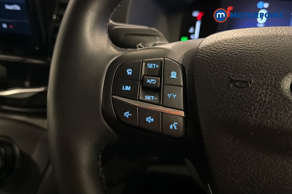 Ford Transit Limited Automatic Diesel Medium Roof Van - Stock Number (1685483) - 4th supplementary image